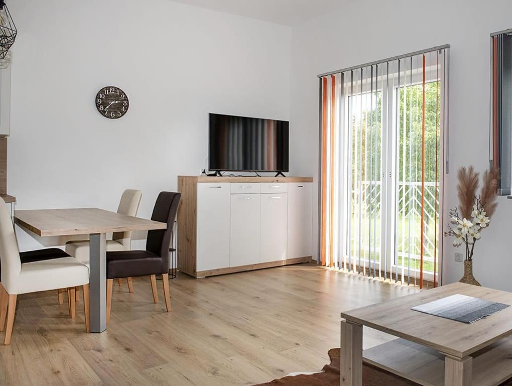 Hotel Racingtours Racecamp - Spielberg Spielberg Bei Knittelfeld Zewnętrze zdjęcie